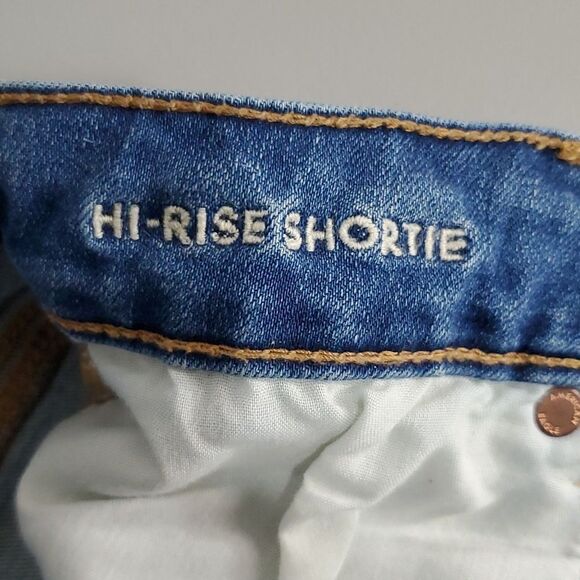 American Eagle button fly super stretch size 2 high rise jean shorts - Picture 7 of 8